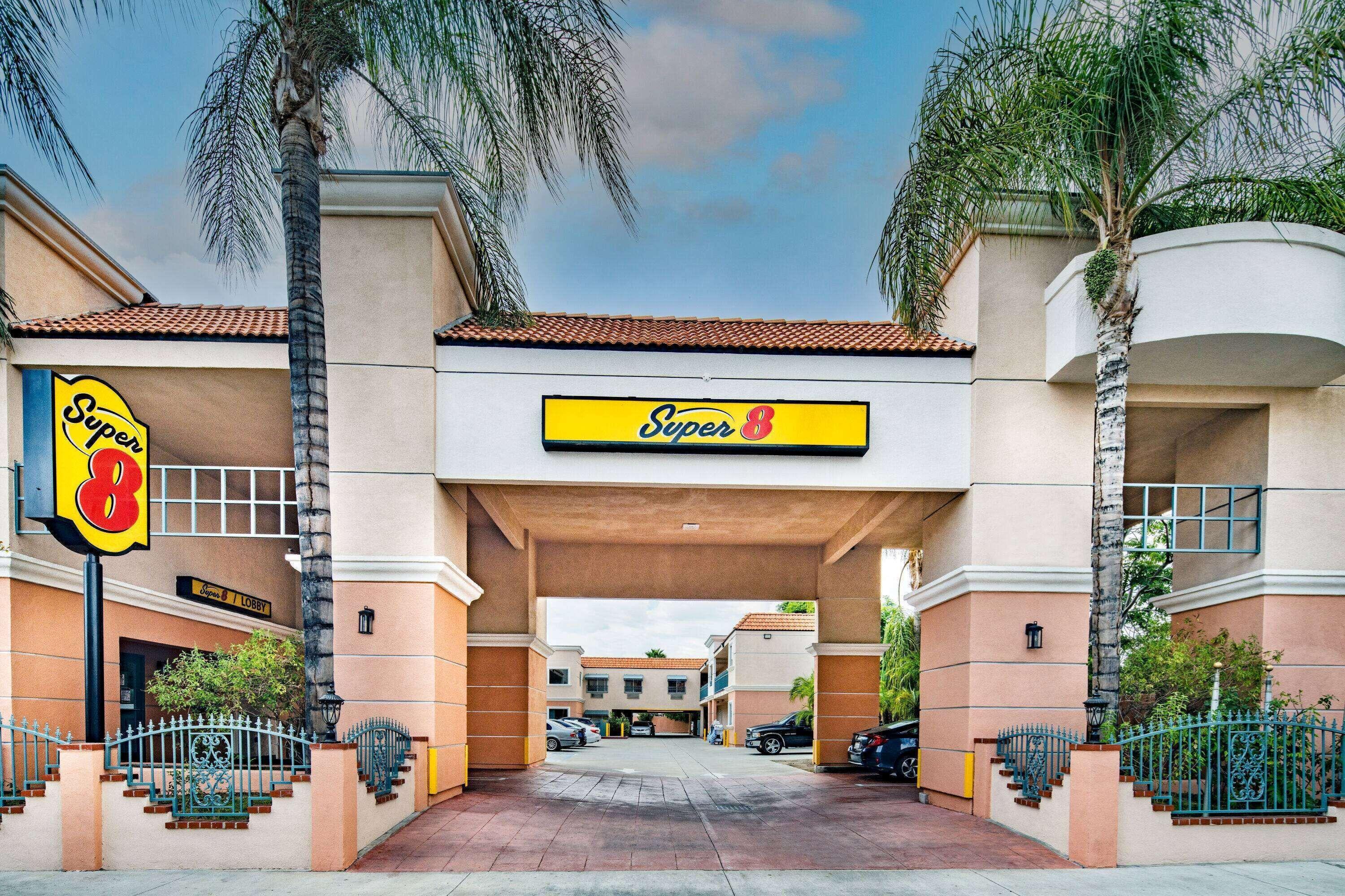 Super 8 By Wyndham North Hollywood — Fotos 3